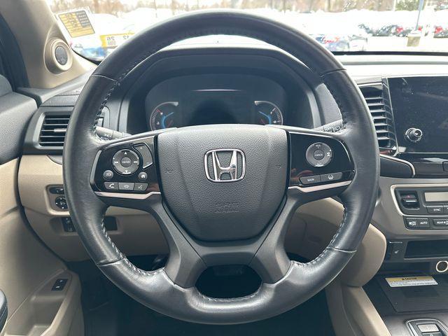 used 2022 Honda Pilot car, priced at $32,998