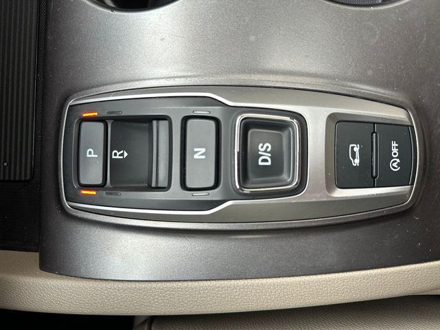 used 2022 Honda Pilot car, priced at $32,998