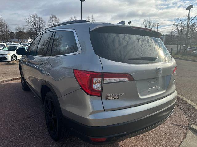 used 2022 Honda Pilot car, priced at $29,998