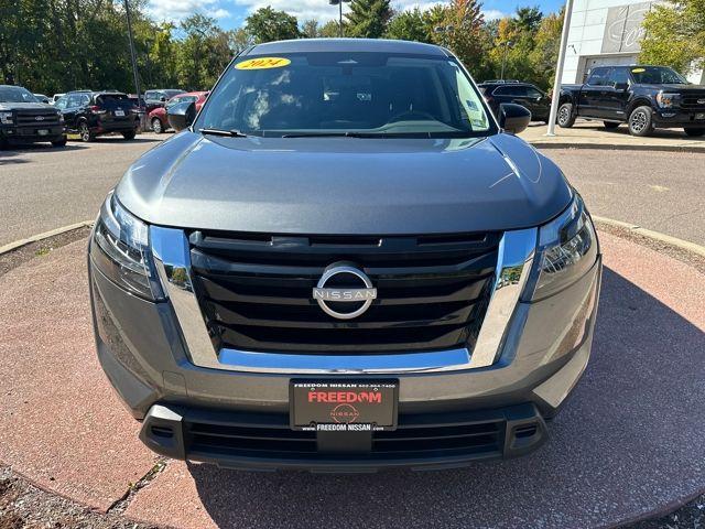 used 2024 Nissan Pathfinder car, priced at $32,998