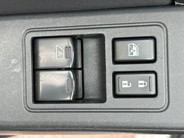 used 2022 Nissan Frontier car, priced at $18,998