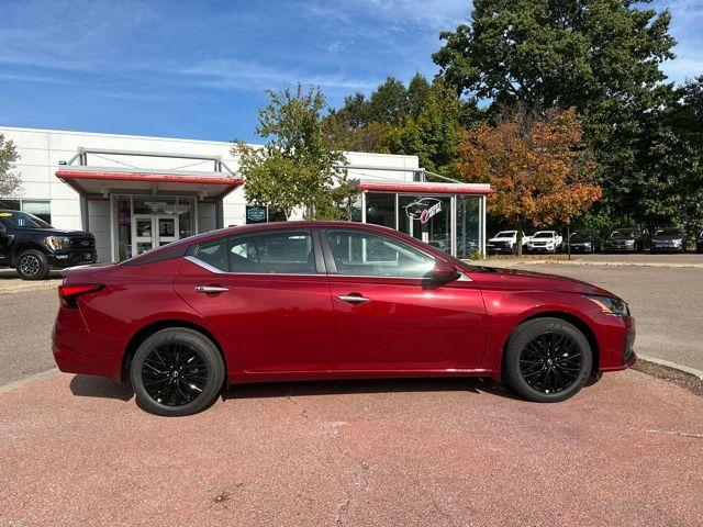 new 2025 Nissan Altima car