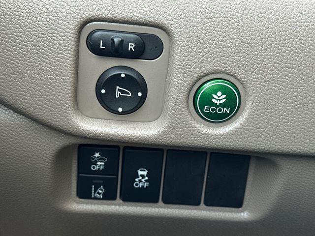 used 2022 Honda Pilot car, priced at $30,998