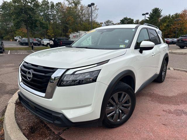 used 2025 Nissan Pathfinder car, priced at $34,598