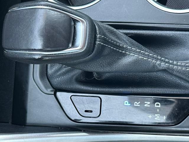 used 2022 Toyota Highlander car, priced at $37,743