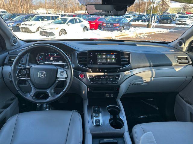 used 2022 Honda Pilot car, priced at $31,998