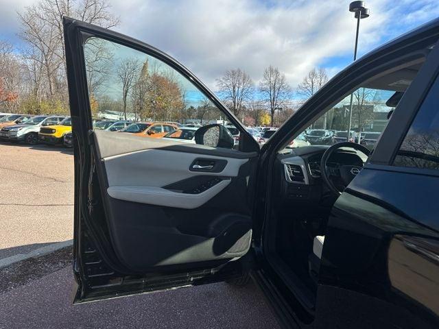 used 2025 Nissan Rogue car, priced at $23,998