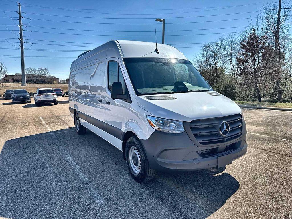 new 2026 Mercedes-Benz Sprinter 2500 car, priced at $75,307