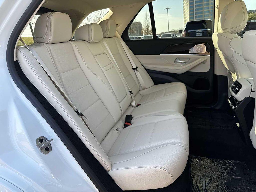 new 2026 Mercedes-Benz GLE 350 car, priced at $79,300