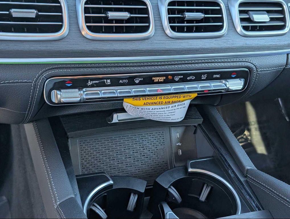 new 2026 Mercedes-Benz GLS 580 car, priced at $124,030