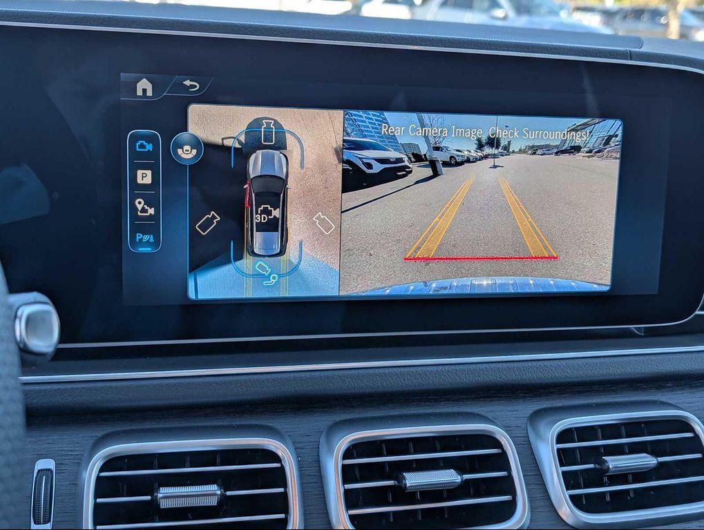 new 2026 Mercedes-Benz GLS 580 car, priced at $124,030