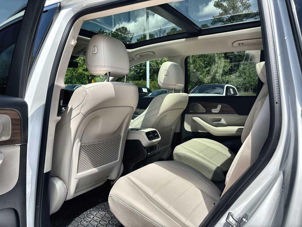 new 2026 Mercedes-Benz GLS 450 car, priced at $92,430