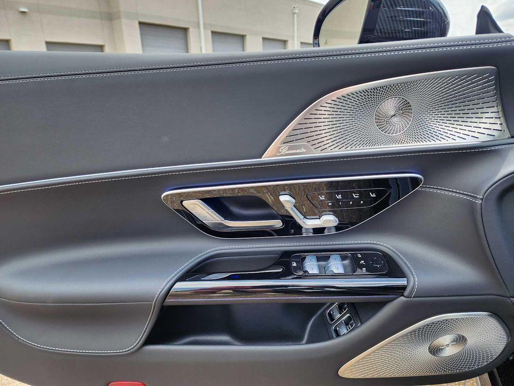 new 2025 Mercedes-Benz AMG SL 63 car, priced at $233,395