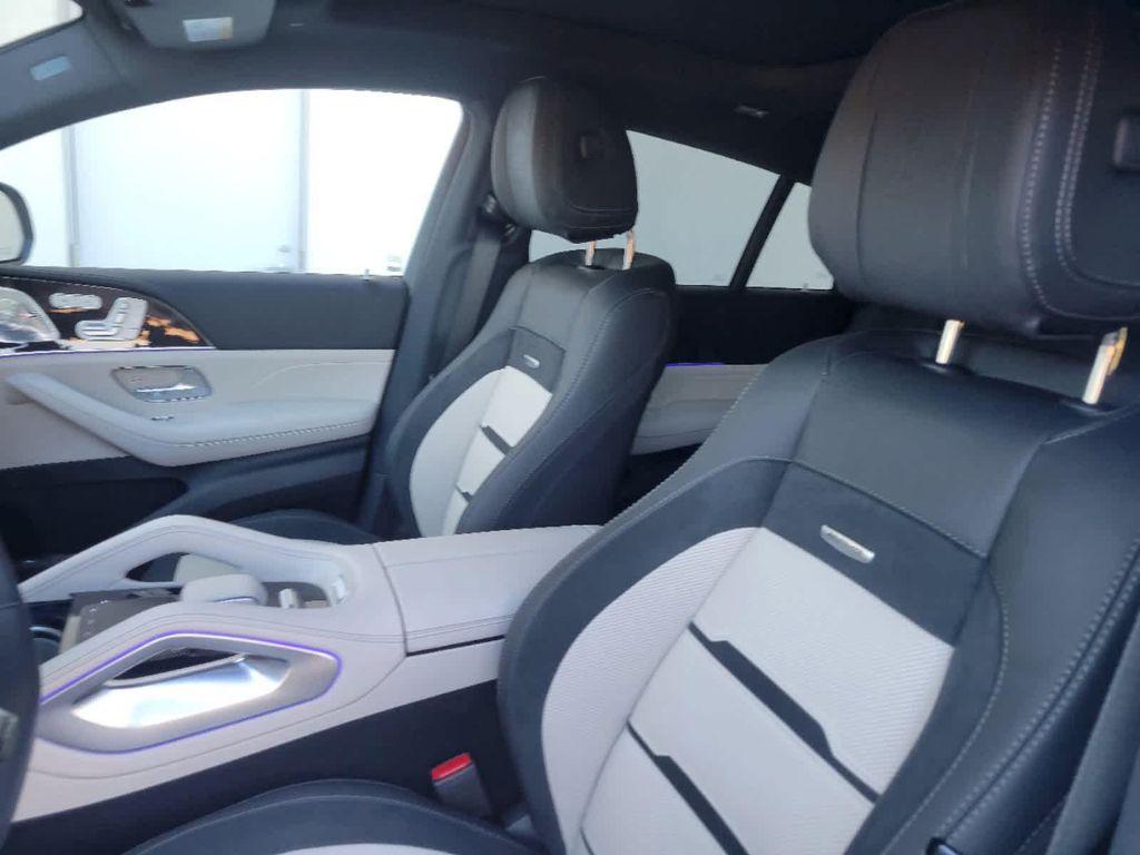 new 2025 Mercedes-Benz AMG GLE 53 car, priced at $105,205