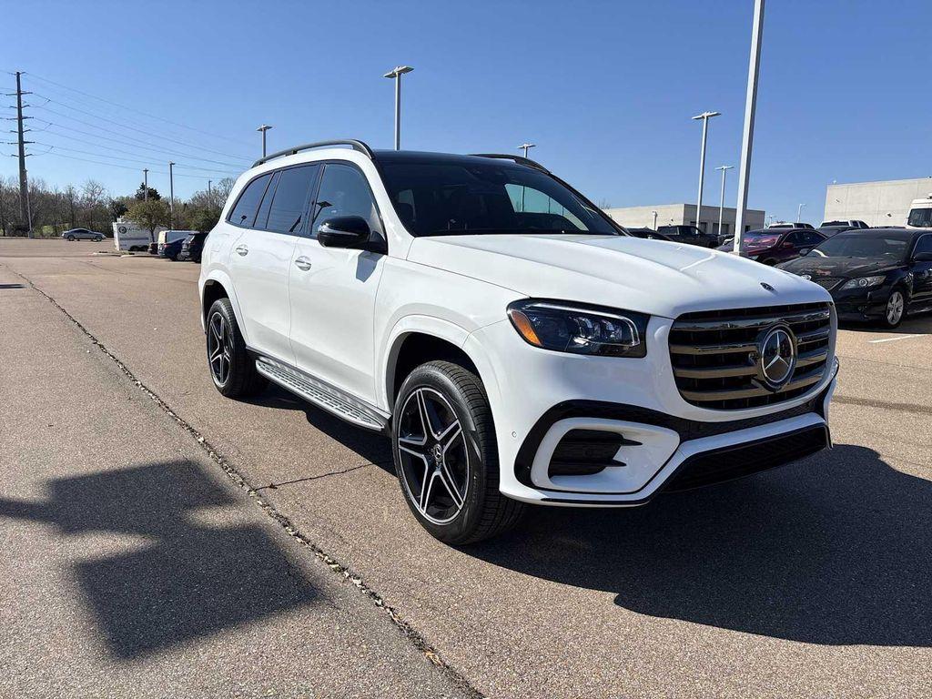 new 2026 Mercedes-Benz GLS 450 car, priced at $99,720
