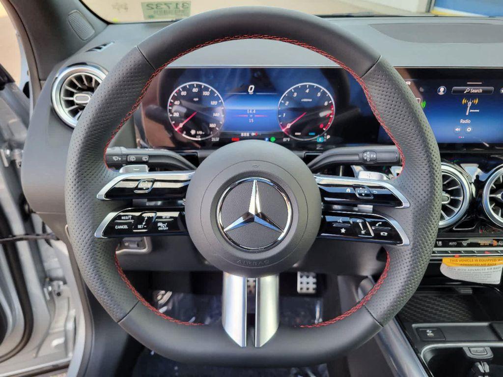 new 2025 Mercedes-Benz GLA 250 car, priced at $51,720