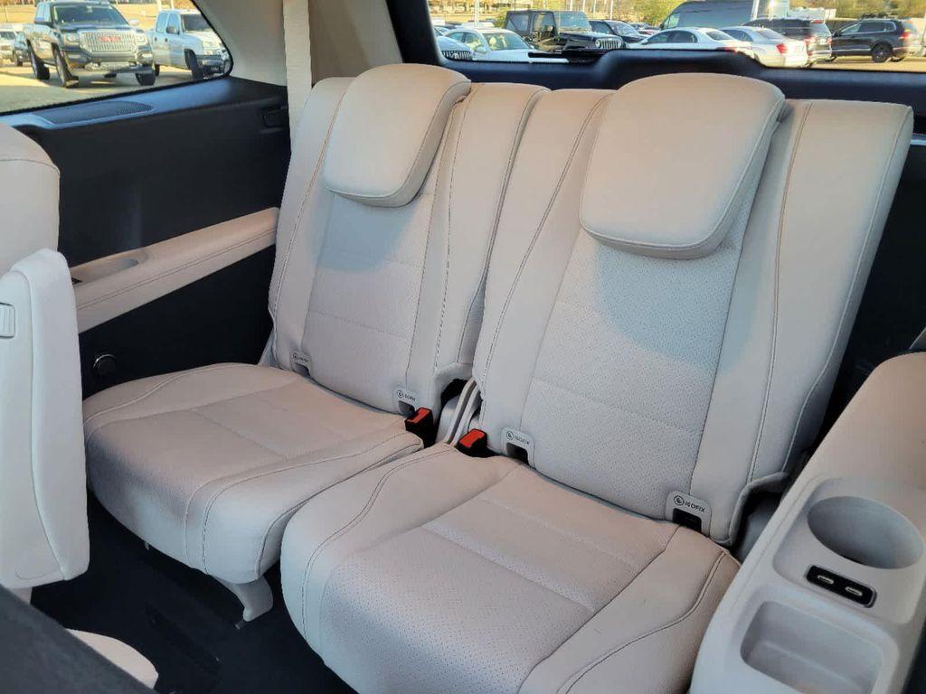 new 2025 Mercedes-Benz GLS 450 car, priced at $96,865