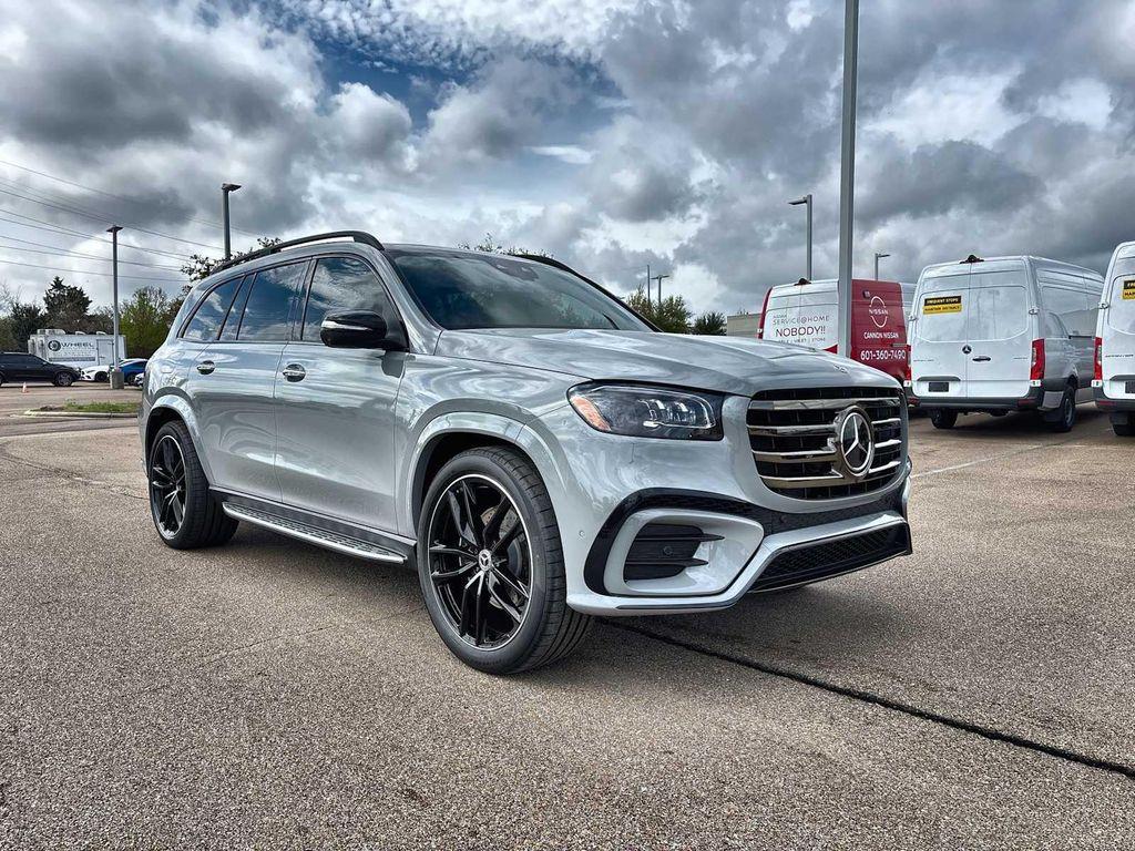 new 2026 Mercedes-Benz GLS 450 car, priced at $106,410