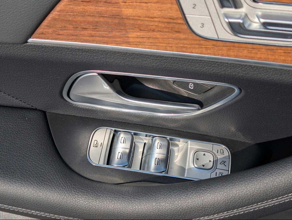 new 2026 Mercedes-Benz GLE 350 car, priced at $73,350