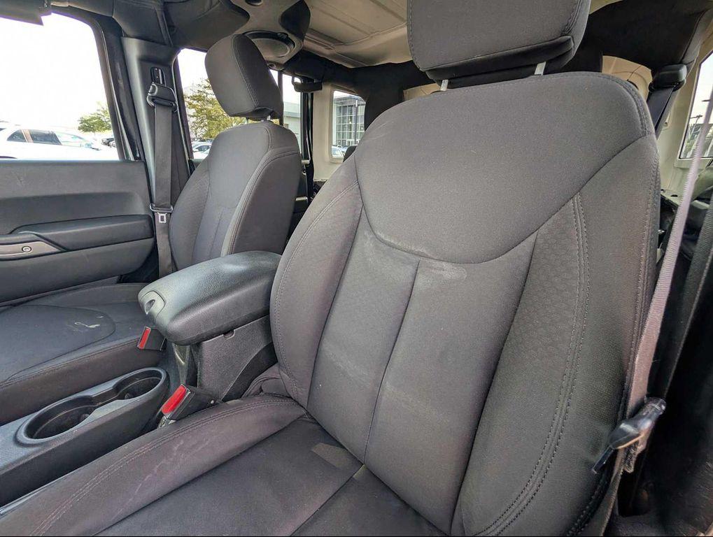 used 2014 Jeep Wrangler Unlimited car, priced at $15,699