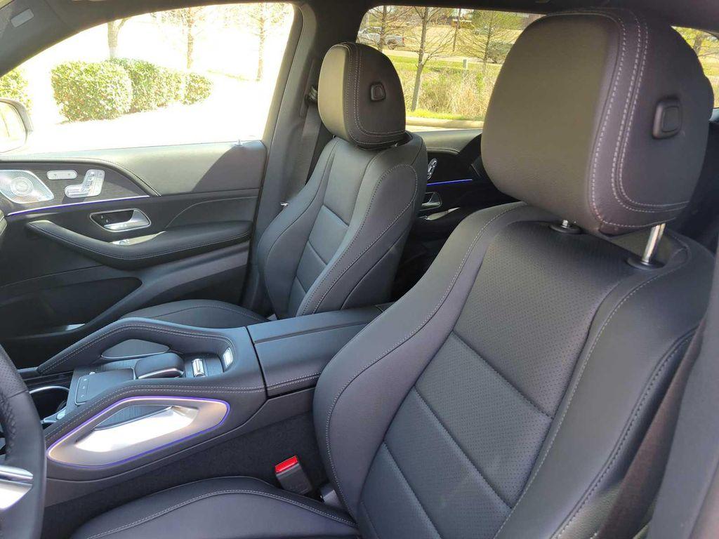 new 2025 Mercedes-Benz GLS 450 car, priced at $96,525