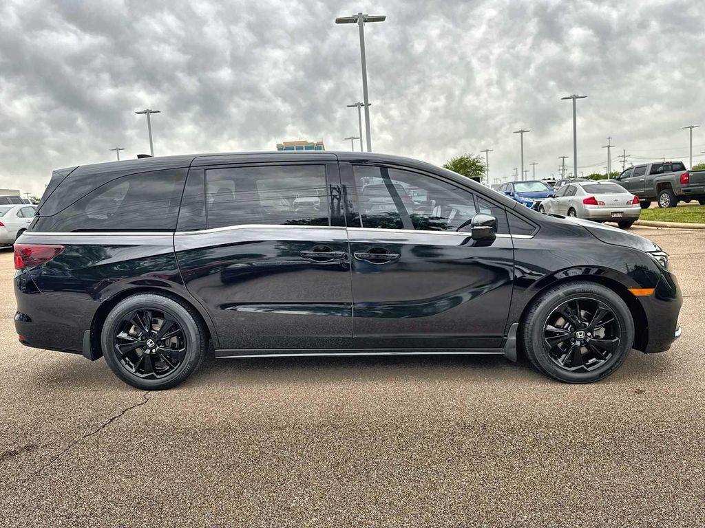 used 2023 Honda Odyssey car, priced at $33,305