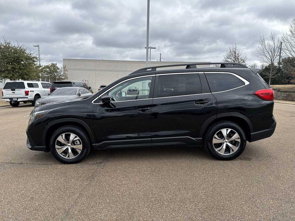 used 2024 Subaru Ascent car, priced at $30,399
