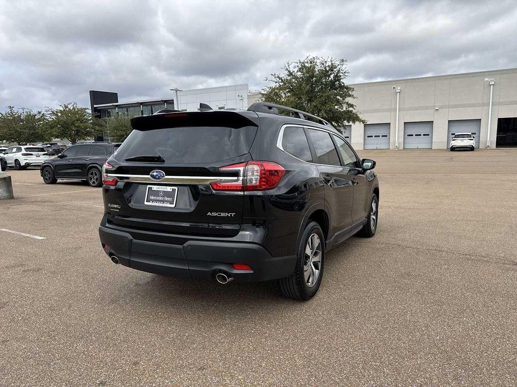 used 2024 Subaru Ascent car, priced at $30,399
