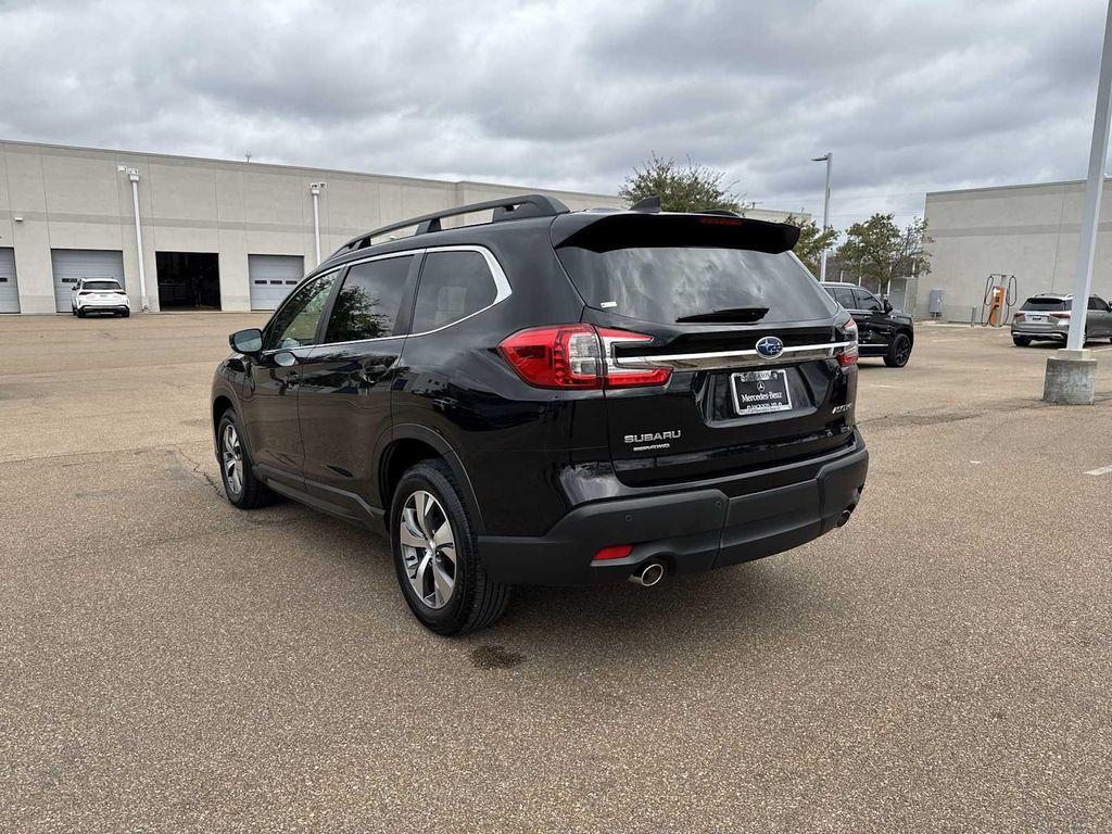used 2024 Subaru Ascent car, priced at $30,399