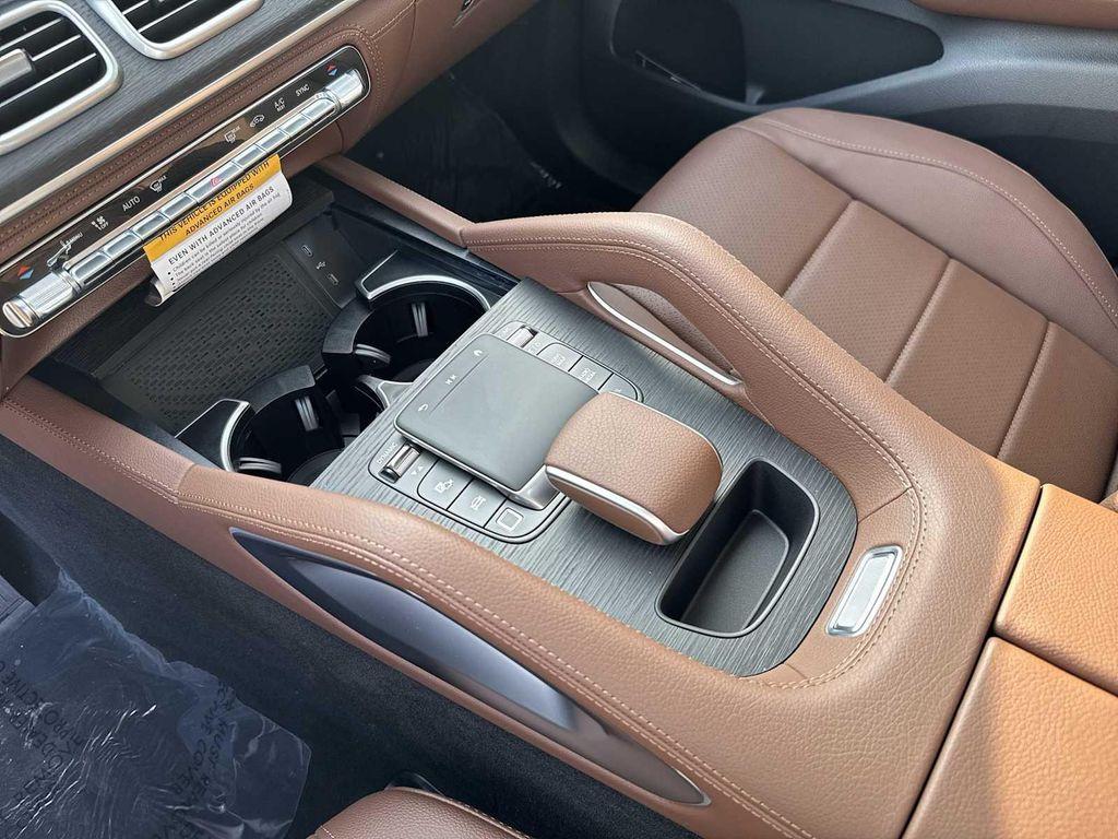 new 2026 Mercedes-Benz GLE 450 car, priced at $85,460