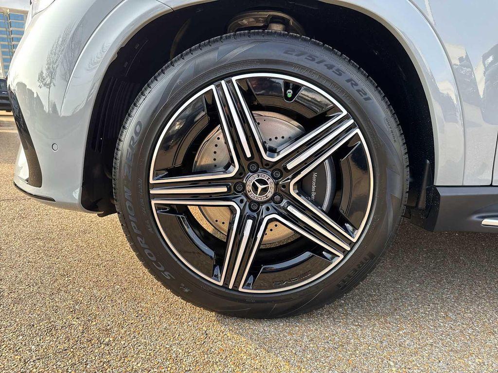 new 2026 Mercedes-Benz GLE 450 car, priced at $85,460