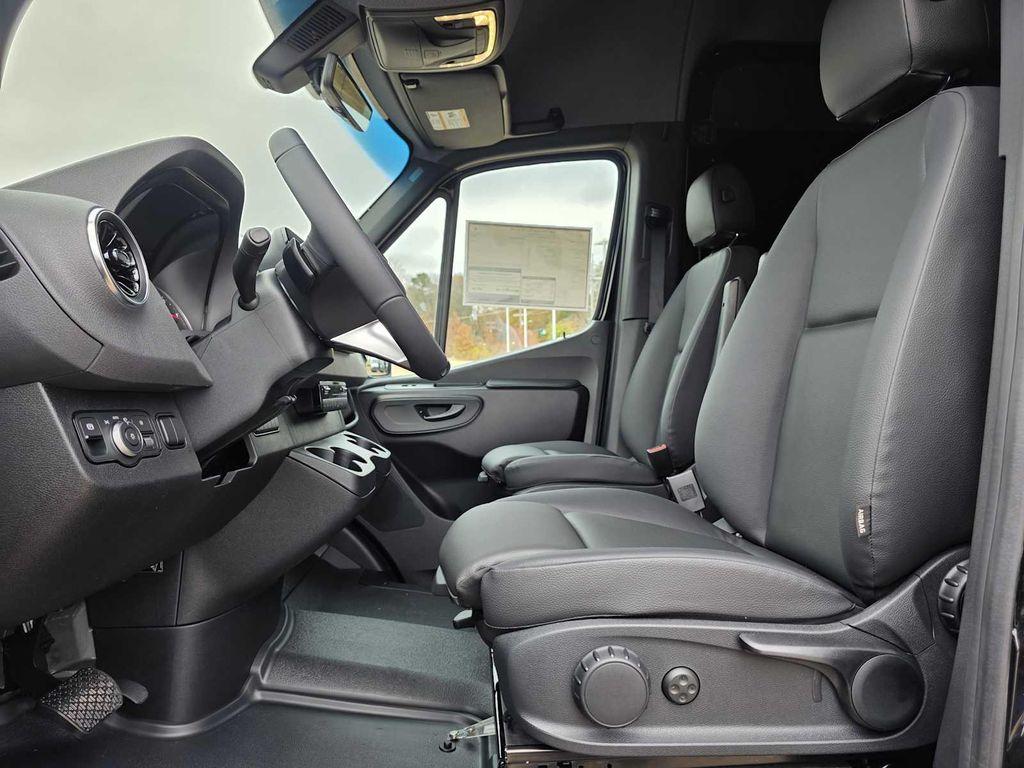 new 2026 Mercedes-Benz Sprinter 2500 car, priced at $76,098