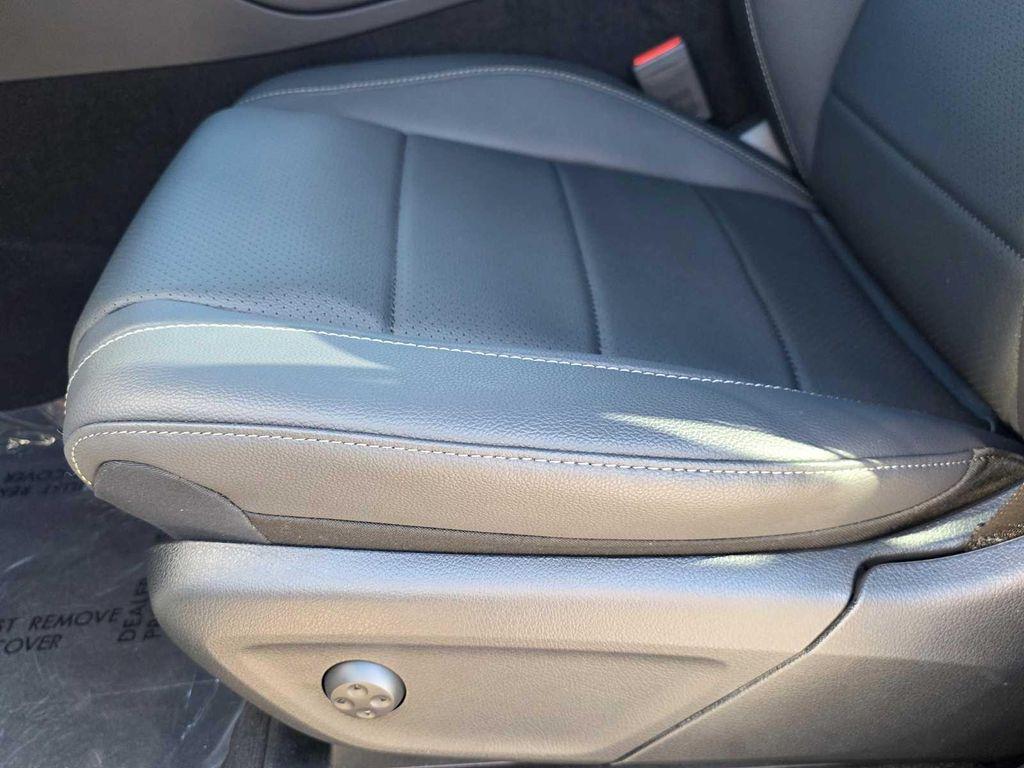 new 2026 Mercedes-Benz GLE 450 car, priced at $89,815