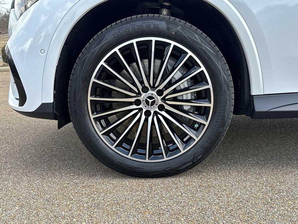 new 2026 Mercedes-Benz GLC 300 car, priced at $70,975