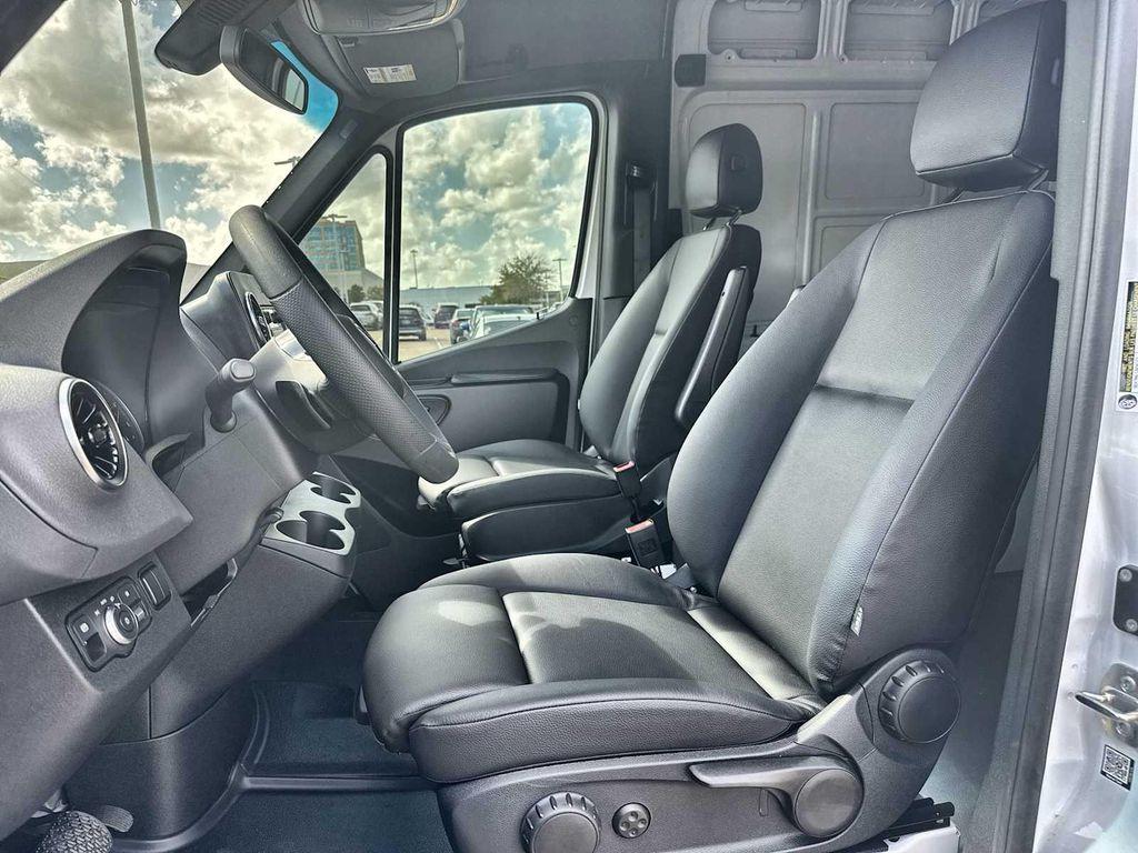 new 2026 Mercedes-Benz Sprinter 2500 car, priced at $63,129