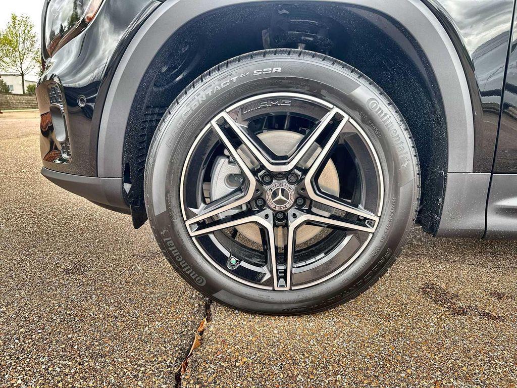 new 2026 Mercedes-Benz GLB 250 car, priced at $52,400