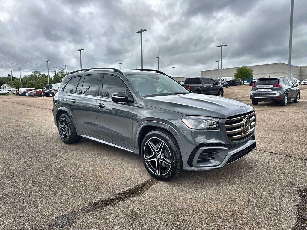 new 2026 Mercedes-Benz GLS 450 car, priced at $97,450