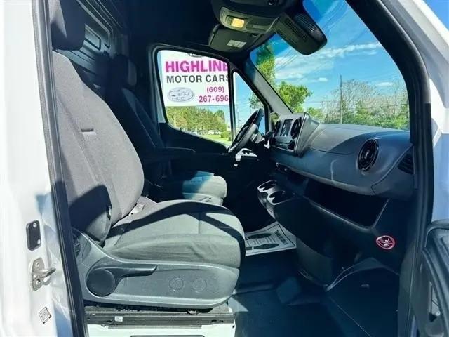 used 2024 Mercedes-Benz Sprinter 2500 car