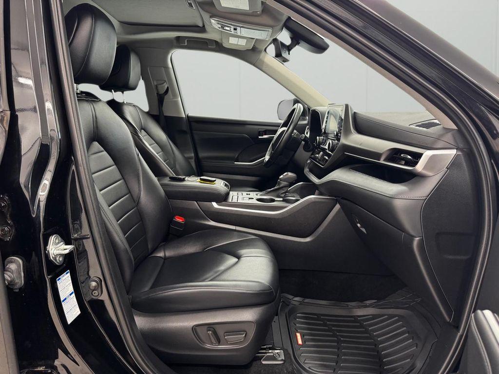 used 2022 Toyota Highlander car, priced at $32,995