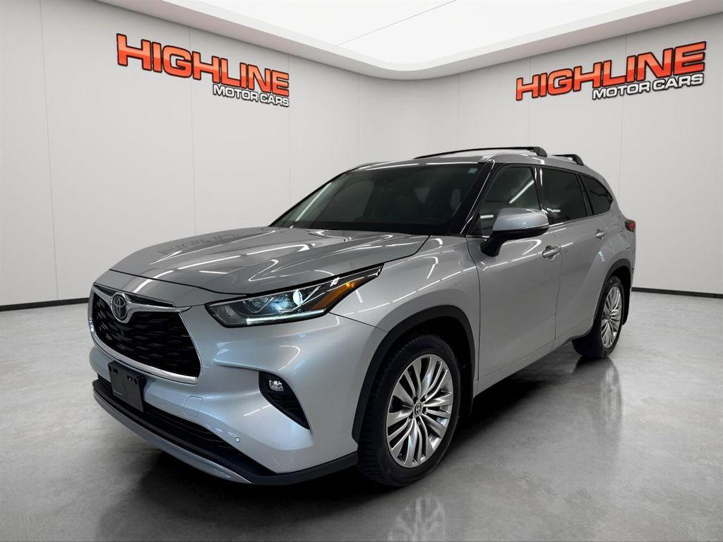 used 2022 Toyota Highlander car, priced at $37,995
