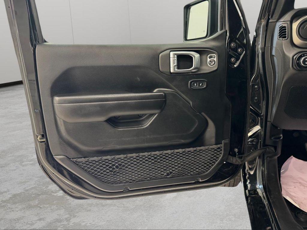 used 2021 Jeep Gladiator car, priced at $28,495