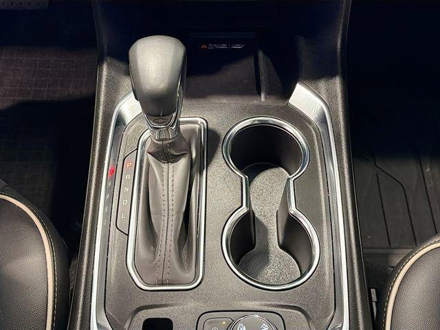 used 2023 Chevrolet Traverse car, priced at $34,852