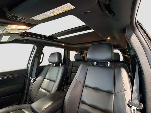 used 2022 Jeep Grand Cherokee car, priced at $29,590