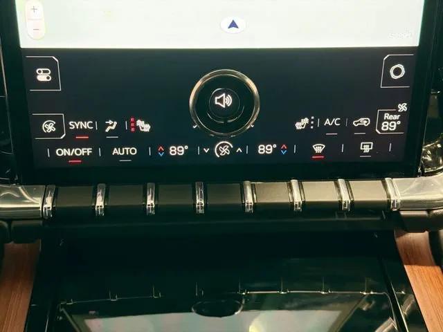 used 2025 GMC Yukon XL car, priced at $78,035