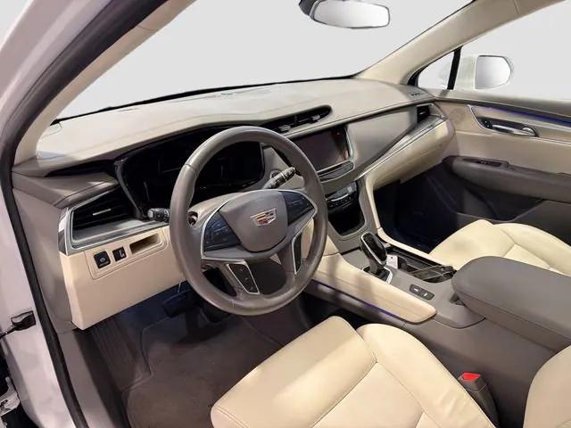 used 2017 Cadillac XT5 car, priced at $18,440