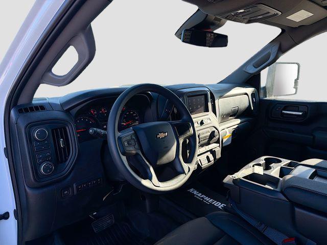 new 2025 Chevrolet Silverado 3500 car, priced at $63,613