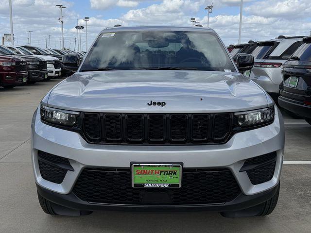 new 2025 Jeep Grand Cherokee car, priced at $38,475