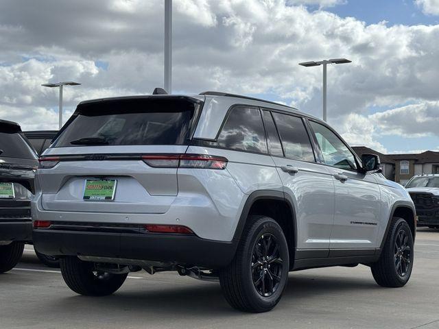 new 2025 Jeep Grand Cherokee car, priced at $38,475