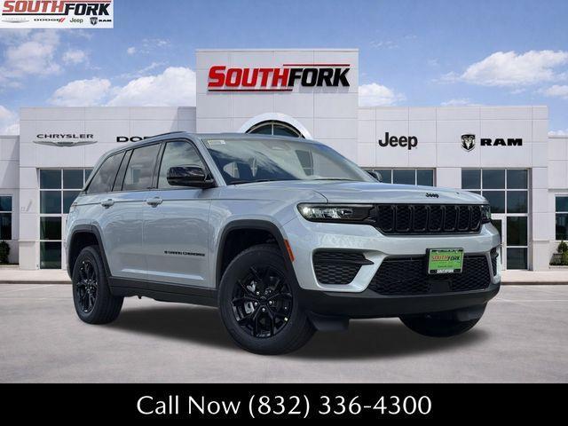 new 2025 Jeep Grand Cherokee car, priced at $38,475