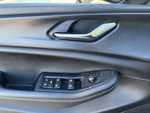 new 2025 Jeep Grand Cherokee L car, priced at $32,125